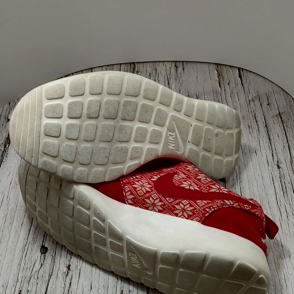Nike Roshe One Winter Yeti Size 7.5 - Picture 3 of 8